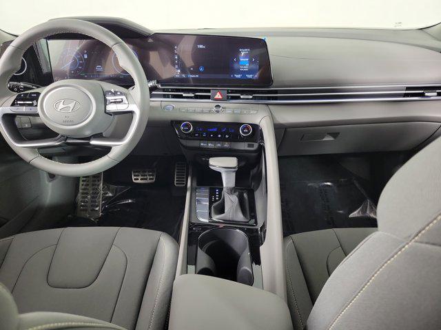 Photo of 2025 Amazon Gray Hyundai ELANTRA HEV