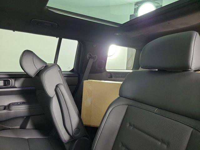 Photo of 2025 Shimmering Silver Hyundai SANTA FE HEV