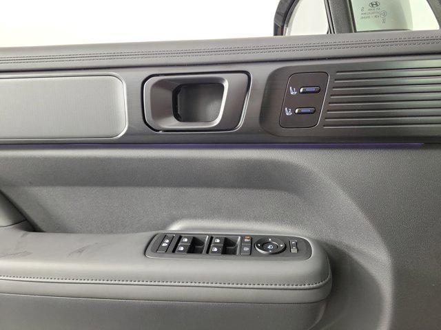 Photo of 2025 Shimmering Silver Hyundai SANTA FE HEV