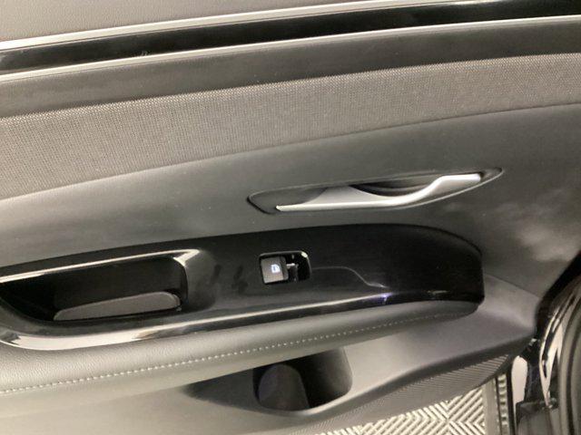 Photo of 2022 Phantom Black Hyundai TUCSON Hybrid