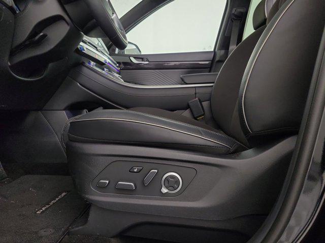 Photo of 2025 Abyss Black Pearl Hyundai PALISADE
