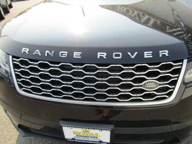 Photo of 2020 Black Land Rover Range Rover Velar
