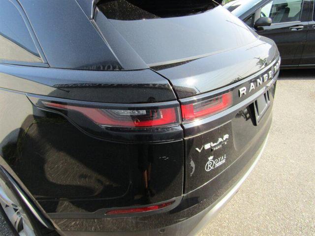 Photo of 2020 Black Land Rover Range Rover Velar