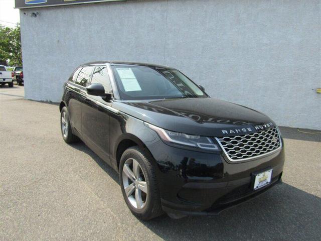 Photo of 2020 Black Land Rover Range Rover Velar