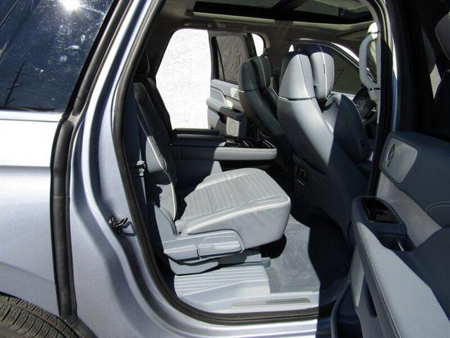 Photo of 2024 Chroma Crystal Blue Metallic Premium Colorant Lincoln Navigator