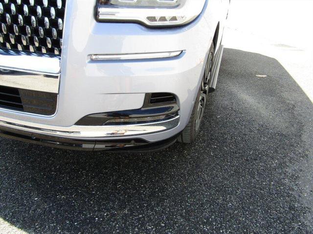 Photo of 2024 Chroma Crystal Blue Metallic Premium Colorant Lincoln Navigator