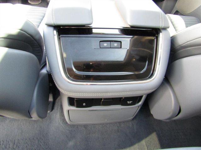Photo of 2024 Chroma Crystal Blue Metallic Premium Colorant Lincoln Navigator