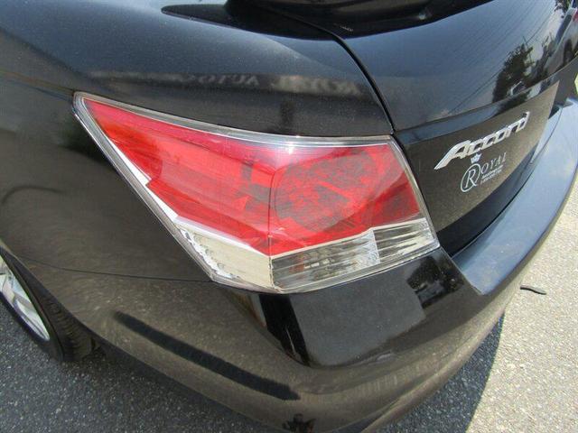 Photo of 2008 Royal Blue Pearl Honda Accord