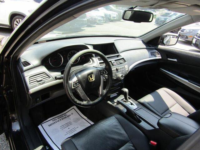 Photo of 2008 Royal Blue Pearl Honda Accord