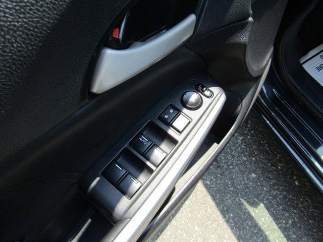 Photo of 2008 Royal Blue Pearl Honda Accord
