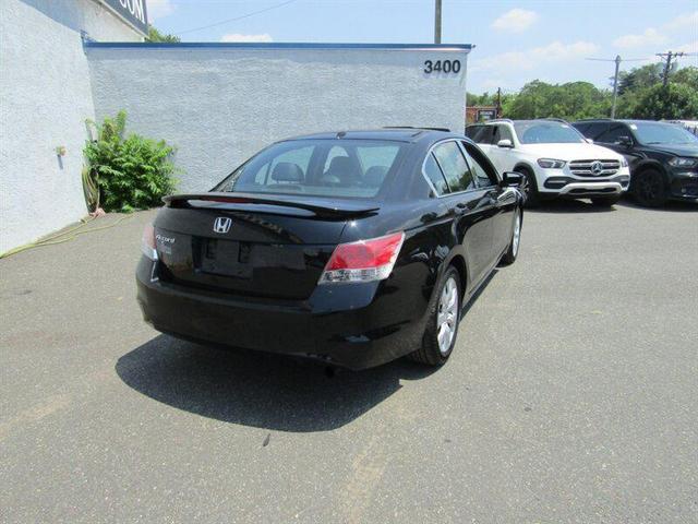 Photo of 2008 Royal Blue Pearl Honda Accord