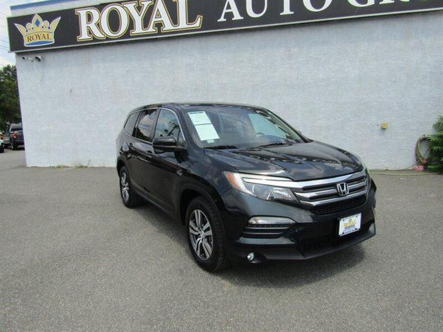 Photo of 2016 Black Forest Pearl Honda Pilot