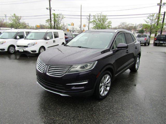 Photo of 2015 Tuxedo Black Metallic Lincoln MKC