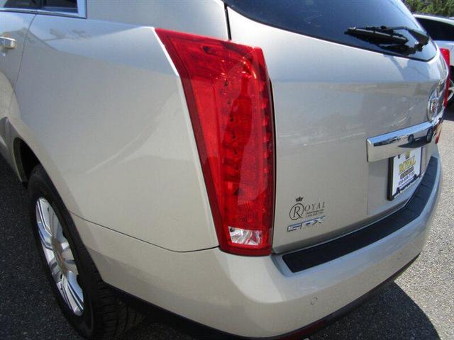 Photo of 2014 Tan Cadillac SRX