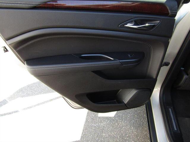 Photo of 2014 Tan Cadillac SRX