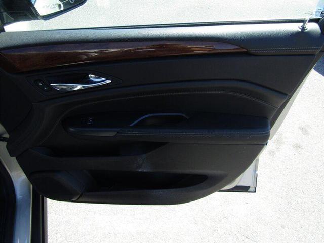 Photo of 2014 Tan Cadillac SRX