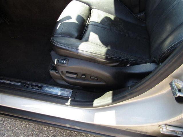 Photo of 2014 Tan Cadillac SRX