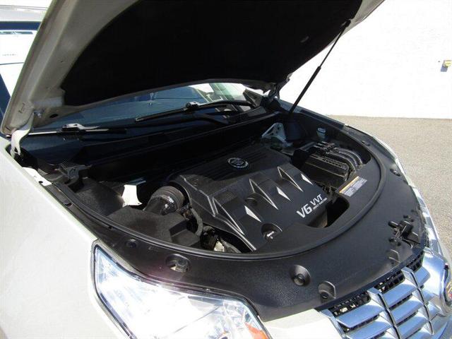 Photo of 2014 Tan Cadillac SRX