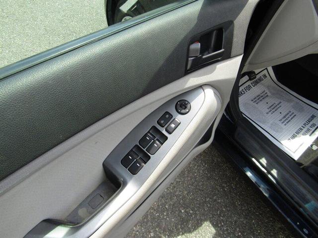 Photo of 2013 Ebony Black Kia Optima