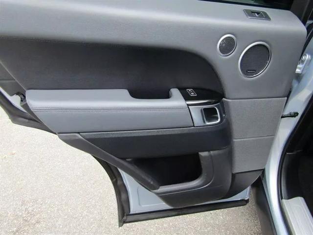 Photo of 2015 Loire Blue Land Rover Range Rover Sport
