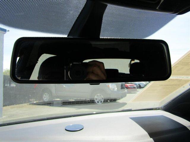 Photo of 2020 Deep Black Pearl Volkswagen Golf