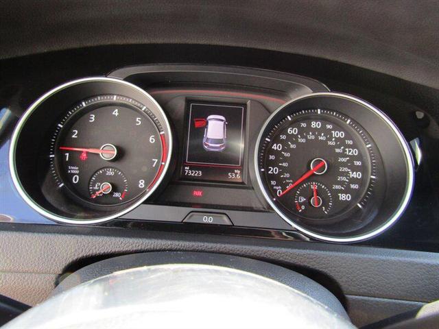 Photo of 2020 Deep Black Pearl Volkswagen Golf