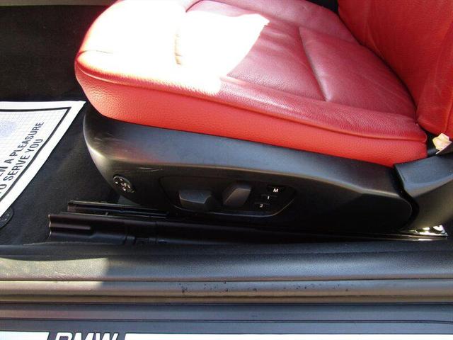 Photo of 2012 Silver BMW 328