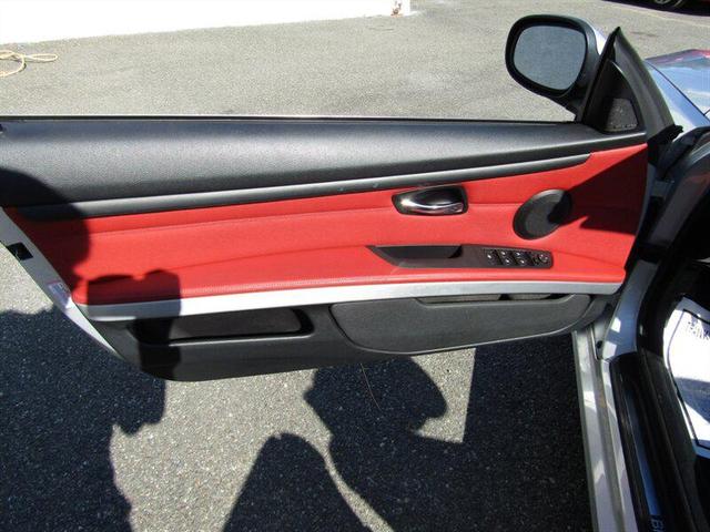 Photo of 2012 Silver BMW 328