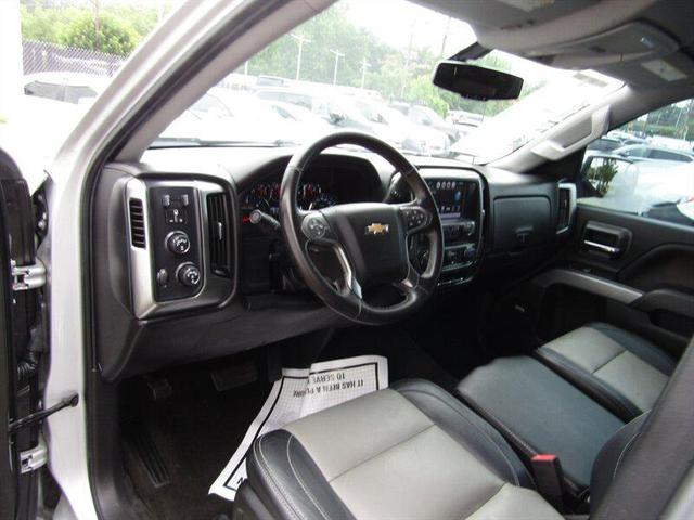 Photo of 2018 Silver Ice Metallic Chevrolet Silverado 1500