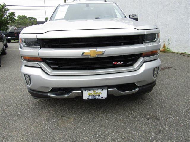 Photo of 2018 Silver Ice Metallic Chevrolet Silverado 1500