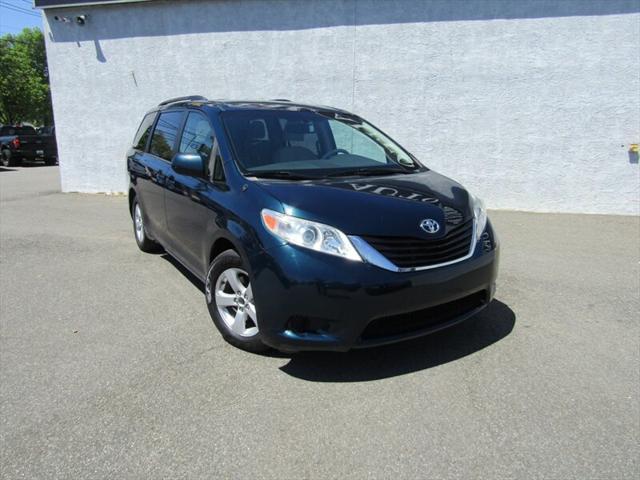 2012 Toyota Sienna