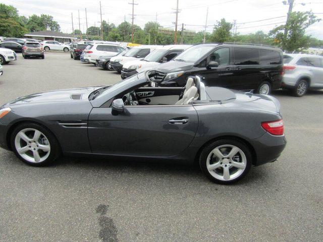 Photo of 2012 Steel Gray Metallic Mercedes-Benz SLK-Class