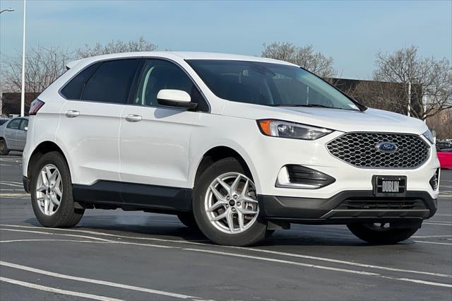 2023 Ford Edge