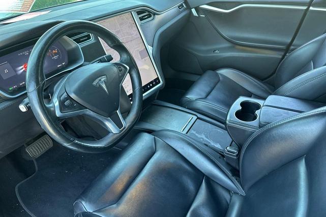 Photo of 2017 Red Multi-Coat Tesla Model S