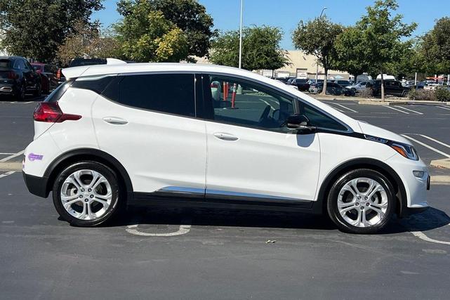 Photo of 2019 Summit White Chevrolet Bolt EV