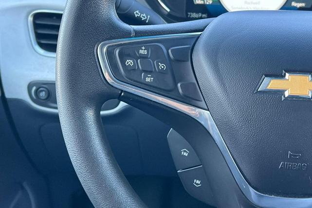 Photo of 2019 Summit White Chevrolet Bolt EV