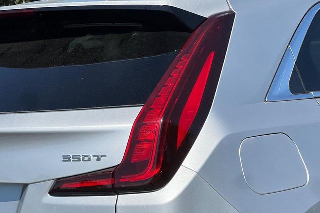 Photo of 2020 Radiant Silver Metallic Cadillac XT4