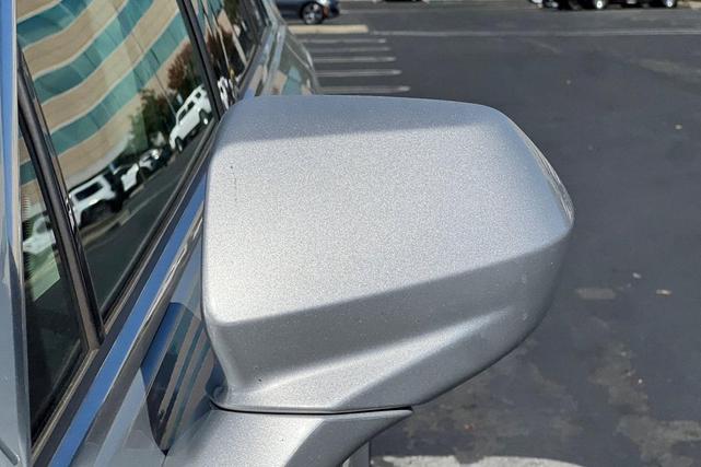 Photo of 2020 Radiant Silver Metallic Cadillac XT4