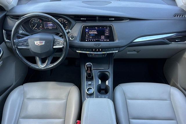 Photo of 2020 Radiant Silver Metallic Cadillac XT4