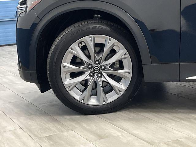 Photo of 2024 Jet Black Mica Mazda CX-90