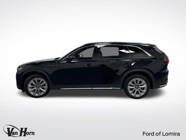 Photo of 2024 Jet Black Mica Mazda CX-90