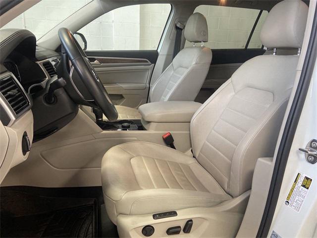 Photo of 2019 Pure White Volkswagen Atlas