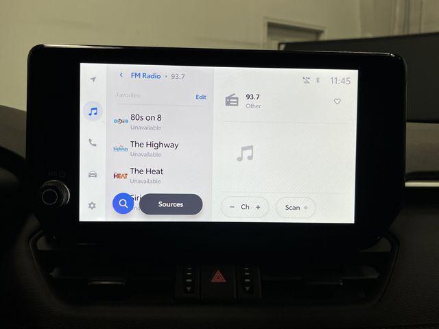 Photo of 2024 Ice Cap Toyota RAV4