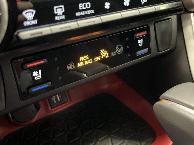 Photo of 2024 Ice Cap Toyota RAV4