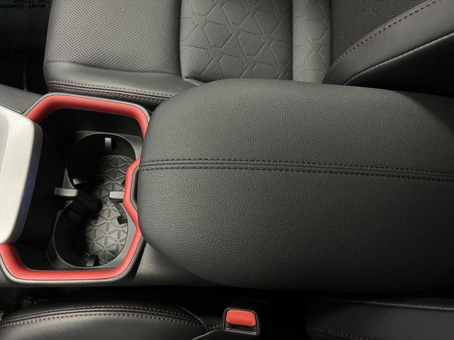 Photo of 2024 Ice Cap Toyota RAV4