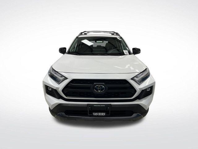 Photo of 2024 Ice Cap Toyota RAV4