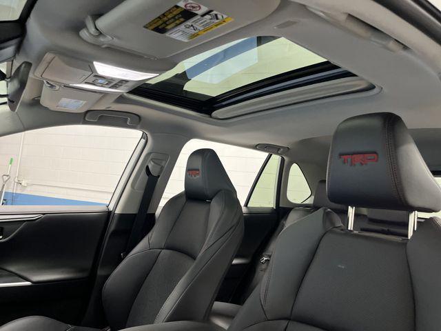 Photo of 2024 Ice Cap Toyota RAV4