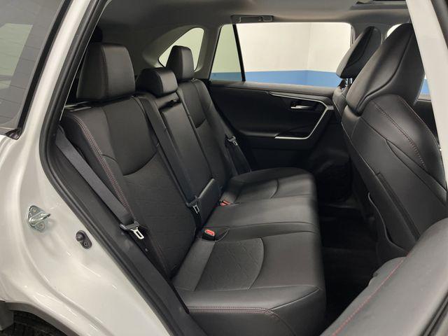 Photo of 2024 Ice Cap Toyota RAV4