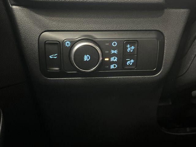 Photo of 2025 Silver Metallic Ford Escape