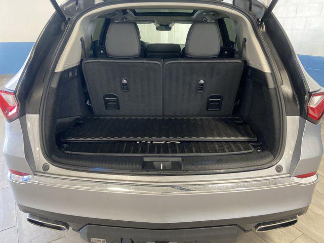Photo of 2022 Lunar Silver Metallic Acura MDX